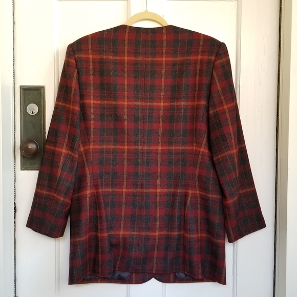 Le Suit Red & Black Plaid 4 Button Blazer - Picture 5 of 8